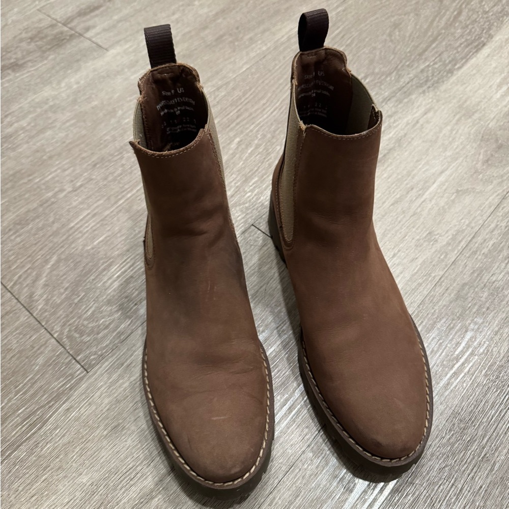 Thursday Boot Co Chelsea Boots size 9